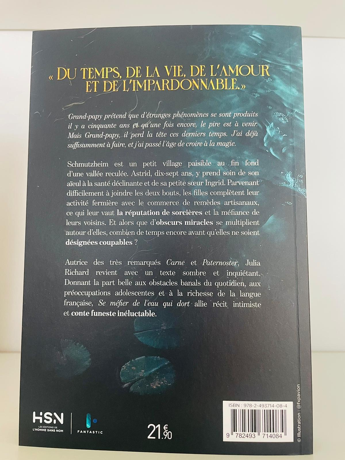 Se méfier de l'eau qui dort - Julia Richard (Broché)