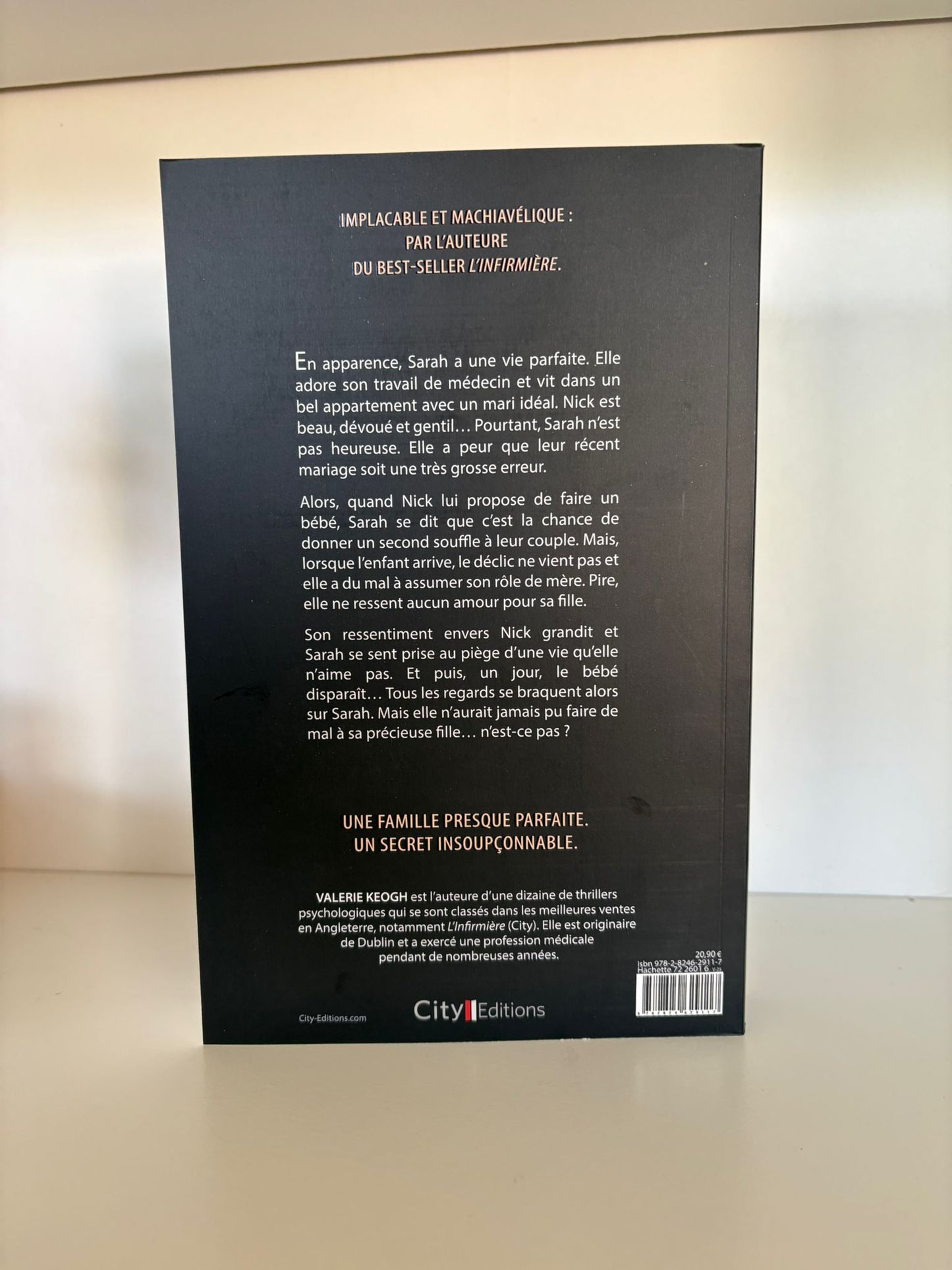 La mère de famille - Valerie Keogh (Broché)