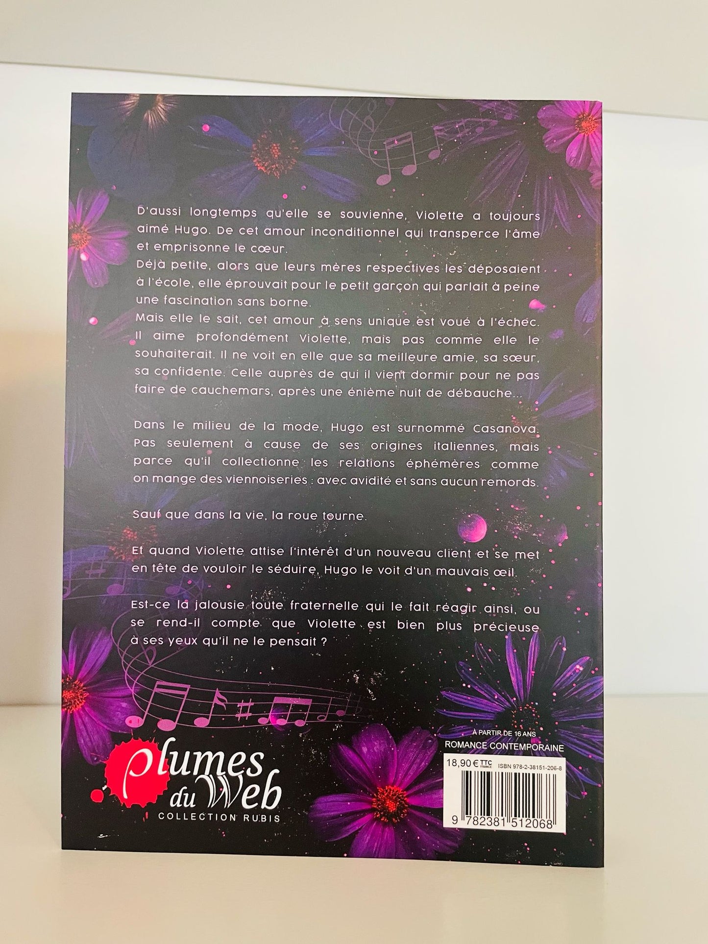 Un parfum de violette - Elle Cat (Broché)