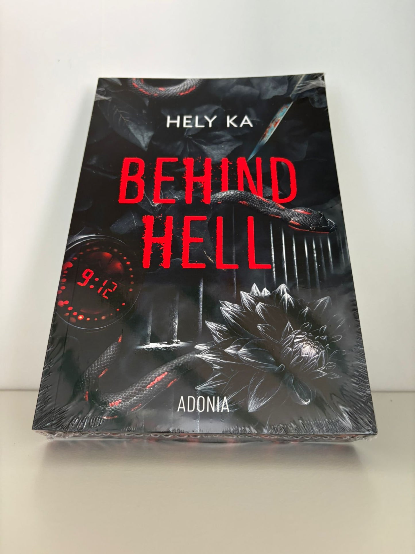 Behind Hell - Hely Ka (Broché)
