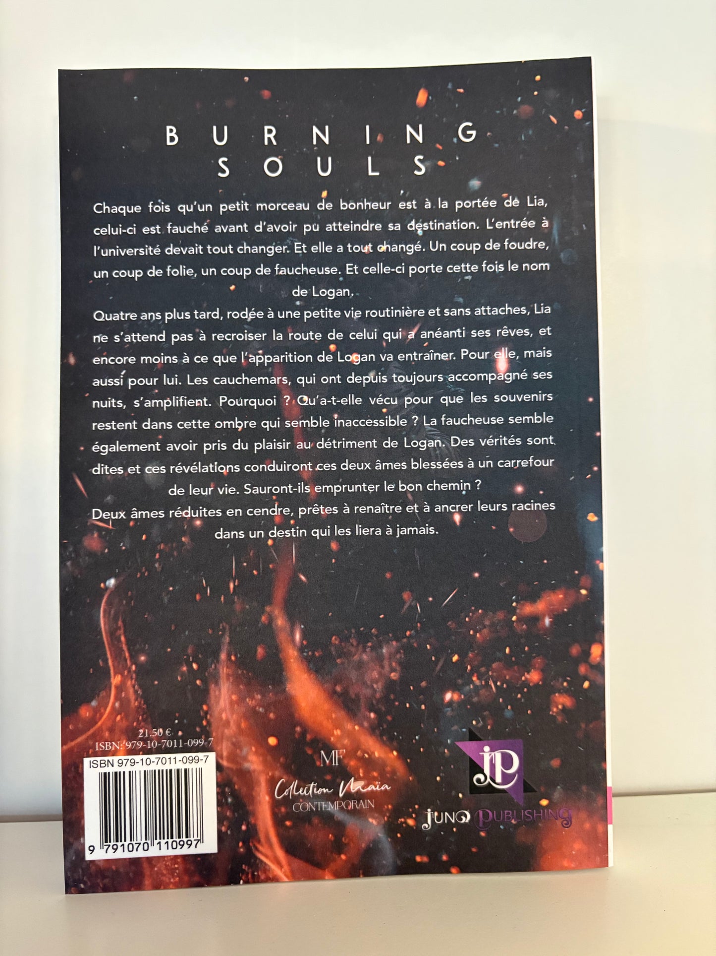 Burning Souls - Azalea N.C. (Broché)