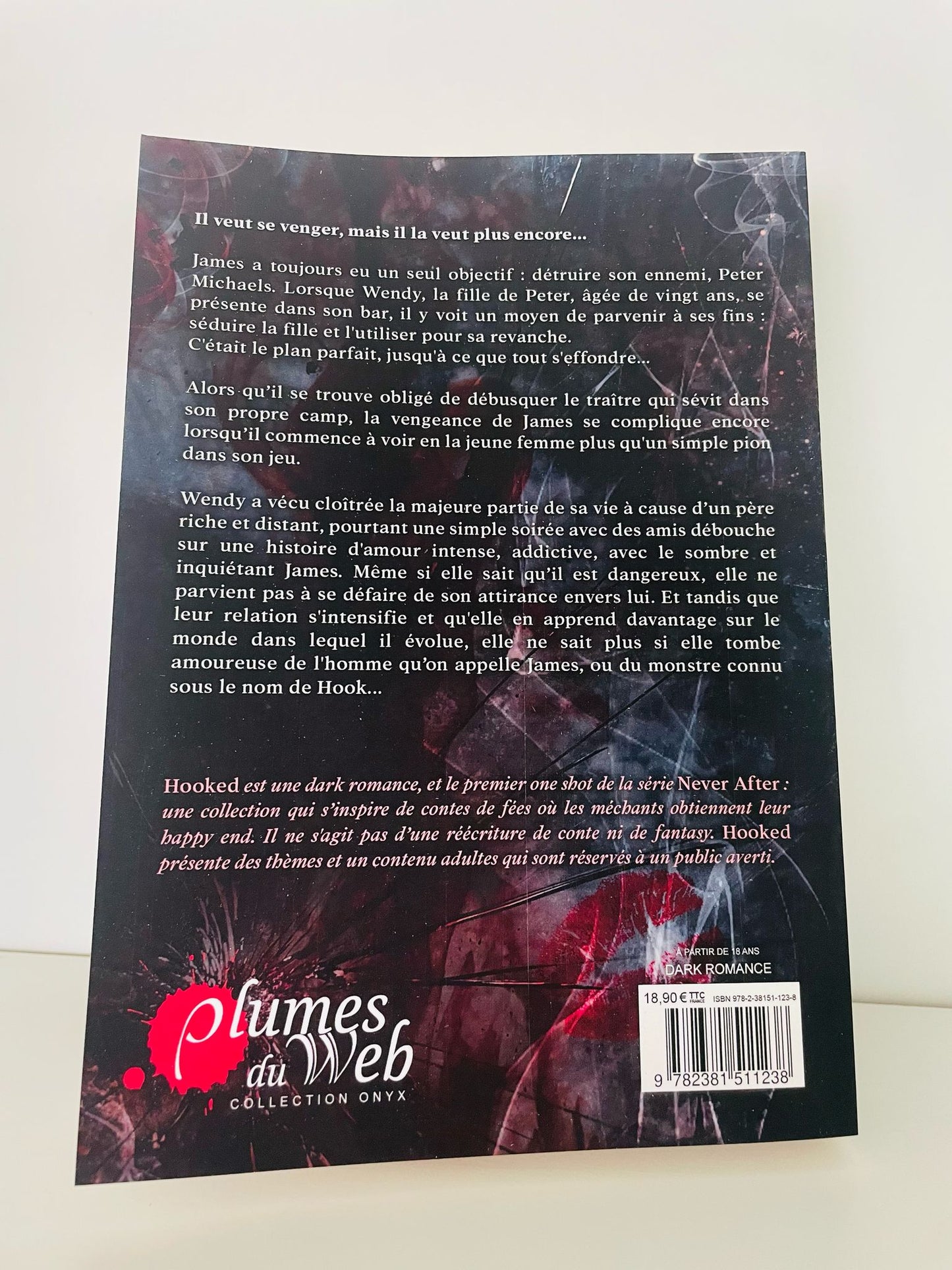 Hooked (1) - Emily McIntire (Broché)