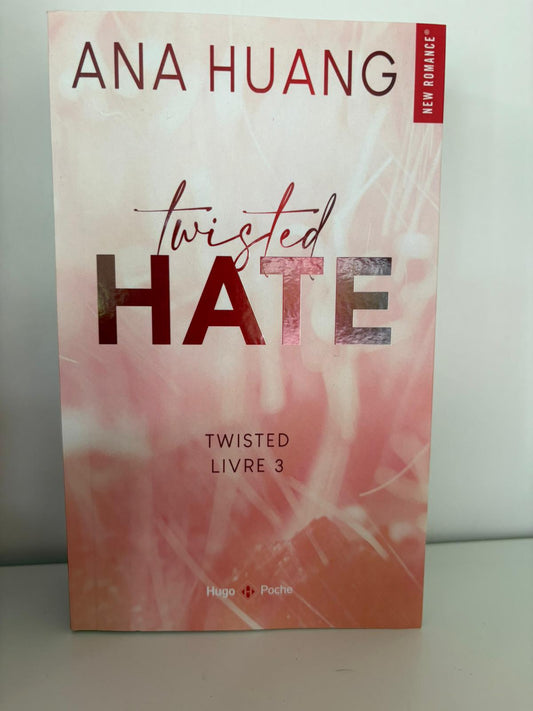 Twisted Hate (3) - Ana Huang (Poche)