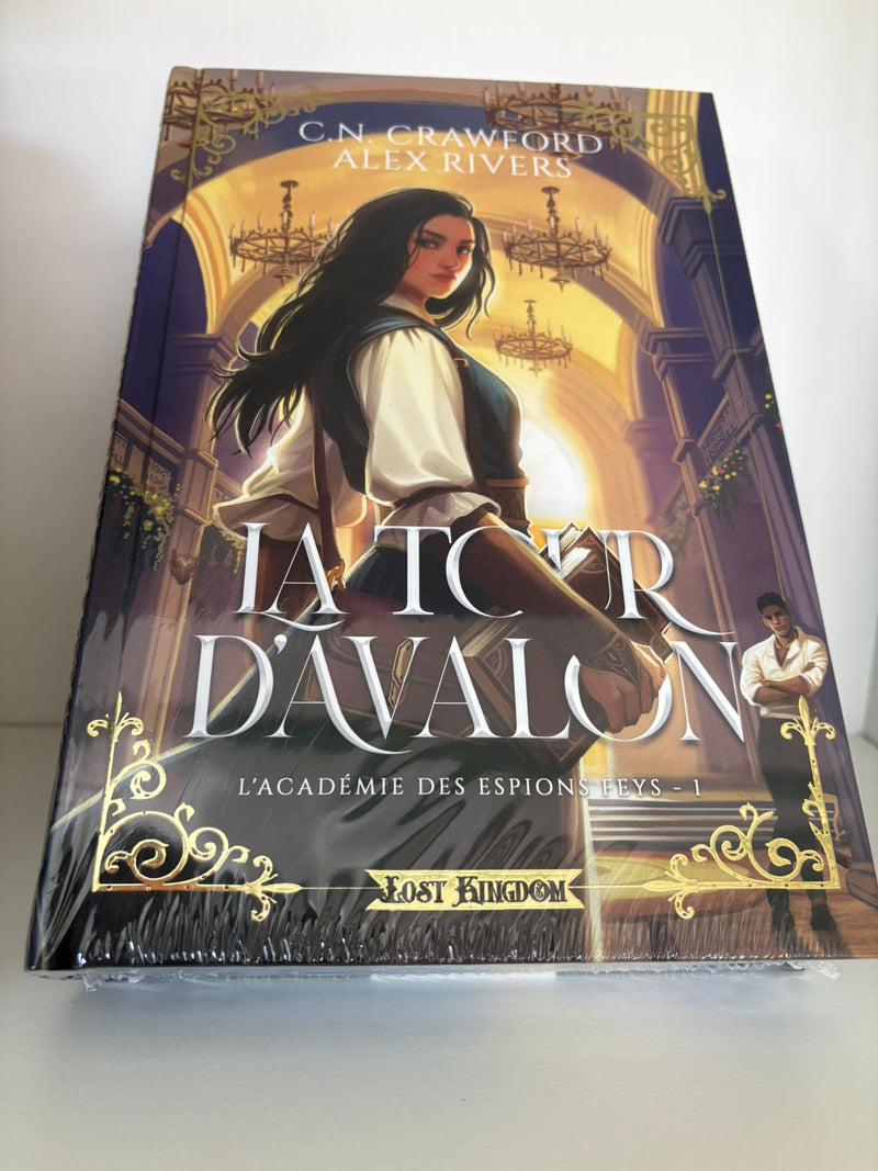 La Tour d'Avalon - C.N. Crawford (Relié)-zoom-